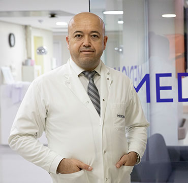 M.D. General Surgeon Deniz Atasoy